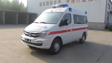 医疗车与应急医疗车 移动生命的守护者