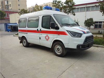 江铃特顺救护车 移动手术车的创新应用与优势分析